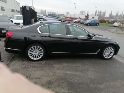 BMW Série 7 725 dASL--FULL OPTIONS-TOIT OUVRANT !! 48.150 km  - 8