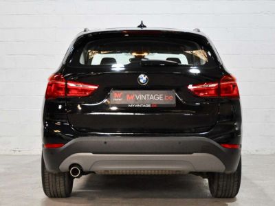 BMW X1 1.5i sDrive18 140cv  - 6