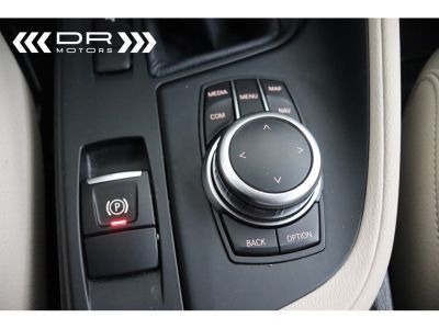 BMW X1 16d sDrive ADVANTAGE BUSINESS - NAVI LEDER TREKHAAK  - 29