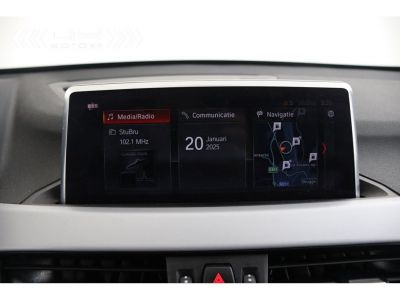 BMW X1 16d sDrive ADVANTAGE BUSINESS - NAVI LEDER TREKHAAK  - 17