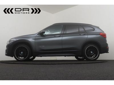 BMW X1 18dA sDrive - LEDER NAVI  - 8