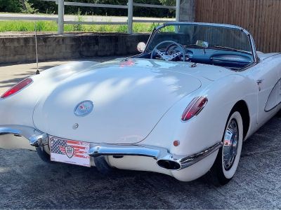 Chevrolet Corvette C1 CABRIOLET AVEC HARD TOP - Prix sur Demande