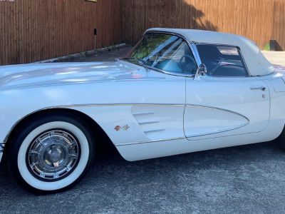 Chevrolet Corvette C1 CABRIOLET AVEC HARD TOP - Prix sur Demande