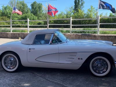 Chevrolet Corvette C1 CABRIOLET AVEC HARD TOP - Prix sur Demande