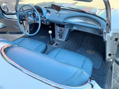 Chevrolet Corvette C1 CABRIOLET AVEC HARD TOP - Prix sur Demande