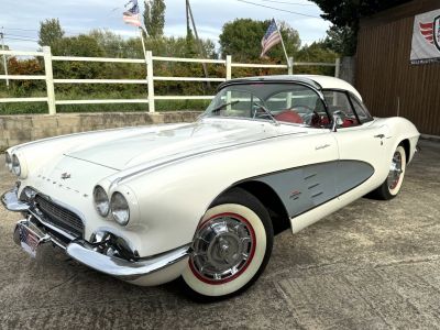 Chevrolet Corvette C1 CABRIOLET AVEC HARD TOP - Prix sur Demande