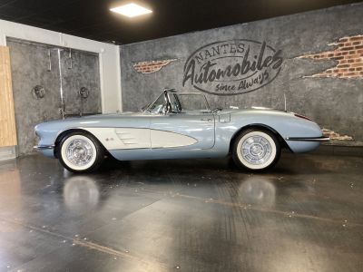 Chevrolet Corvette C1 CHEVROLET CORVETTE C1 ROADSTER V8 FUEL INJECTION BOTE MECANIQUE  - <small></small> 99.900 € <small>TTC</small> - #12