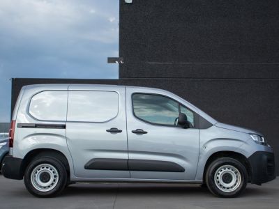 Citroen Berlingo 1.5 BlueHDi - 3 PLAATSEN - LICHTE VRACHT - 1STE EIGENAAR - APPLE CARPLAY - SENSOREN - TREKHAAK - EURO 6d  - 10