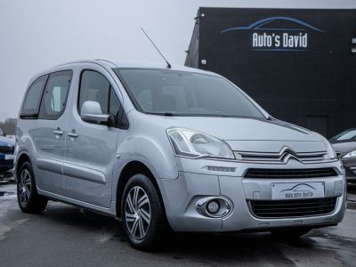 Citroen Berlingo Multispace 1.6i Benzine - HISTORIEK - 5 PLAATSEN - TREKHAAK - ISOFIX - BOORDCOMPUTER  - 5