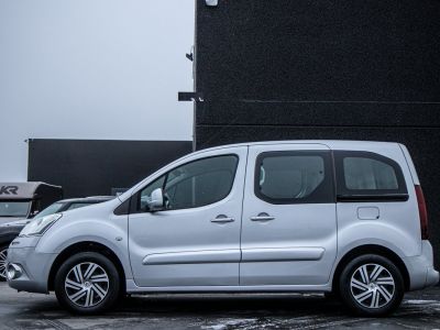 Citroen Berlingo Multispace 1.6i Benzine - HISTORIEK - 5 PLAATSEN - TREKHAAK - ISOFIX - BOORDCOMPUTER  - 10