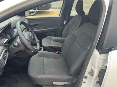 Dacia Sandero 1.0i SCe Essential  - 9