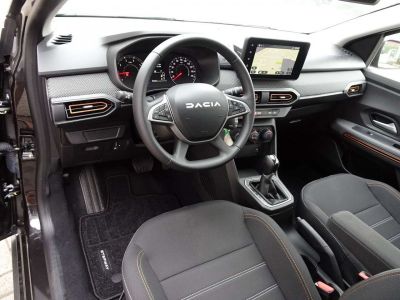 Dacia Sandero 1.0TCe Expression CVT NAVI,CARPLAY,FULL LED,CAMERA  - 9