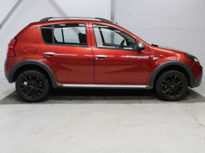 Dacia Sandero Stepway 1.6i ~ Airco Keuring mogelijk Radio  - 3