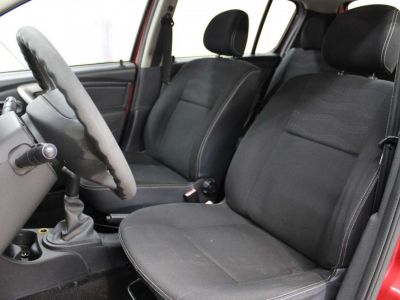 Dacia Sandero Stepway 1.6i ~ Airco Keuring mogelijk Radio  - 11