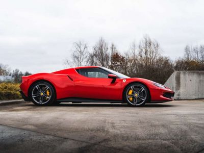 Ferrari 296 GTB Rosso Corsa Carbon Seats Carplay Lift  - 5