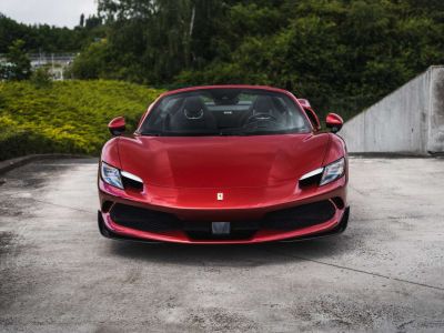 Ferrari 296 GTS Rosso Fiorano Carbon  - 4