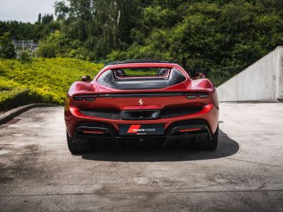 Ferrari 296 GTS Rosso Fiorano Carbon  - 10