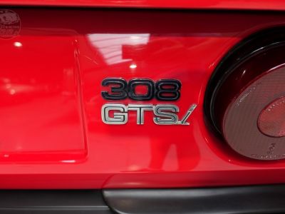 Ferrari 308 GTSi  - 36