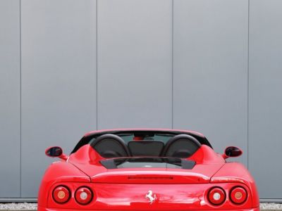 Ferrari 360 Modena Spider - Manual 3.6L V8 producing 395 bhp  - 31