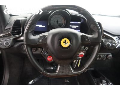 Ferrari 458 Italia 'SCUDERIA FERRARI' SHIELDS - LIFT IN PERFECT CONDITION  - 30