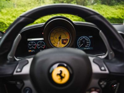 Ferrari 458 Spider Rosso Corsa Cuoio 13.630 KM!  - 13