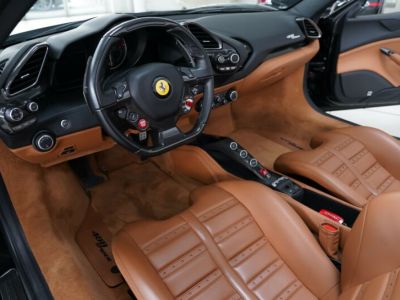 Ferrari 488 Spider - <small></small> 257.500 € <small>TTC</small> - #9