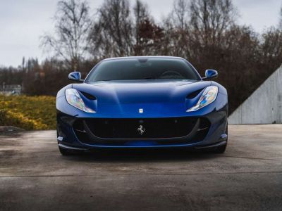 Ferrari 812 Superfast Carbon Alcantara Belgian  - 2