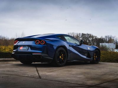 Ferrari 812 Superfast Carbon Alcantara Belgian  - 7