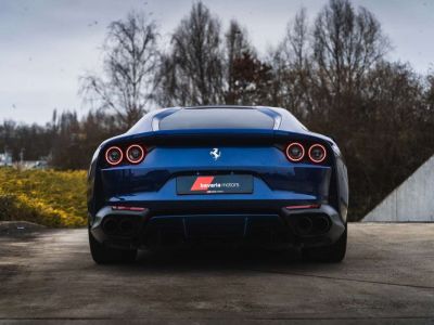 Ferrari 812 Superfast Carbon Alcantara Belgian  - 9