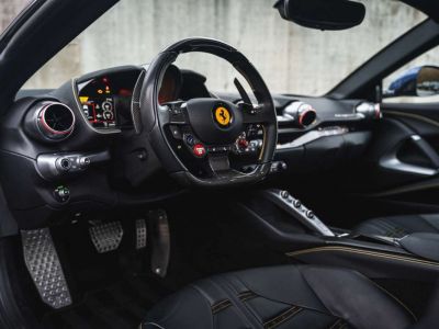 Ferrari 812 Superfast Carbon Alcantara Belgian  - 11