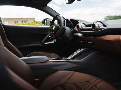 Ferrari 812 Superfast Full Leather Carbon  - 26