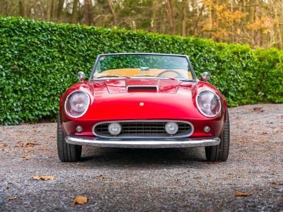 Ferrari California style recreation by Renucci  - 3