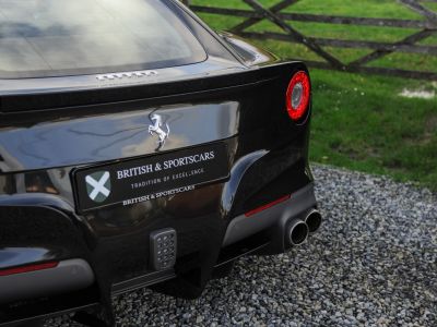 Ferrari F12 Berlinetta - New car - Only 2.930 km  - 17