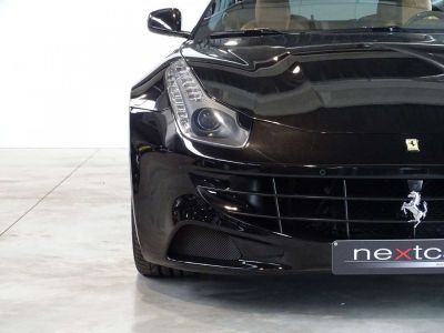 Ferrari FF 6.3i V12  - 7