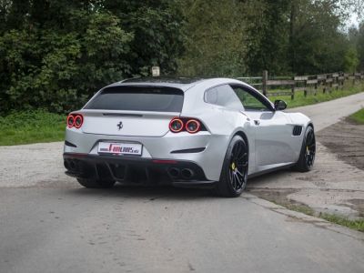 Ferrari GTC4 Lusso T  - 9