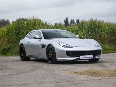 Ferrari GTC4 Lusso T  - 12