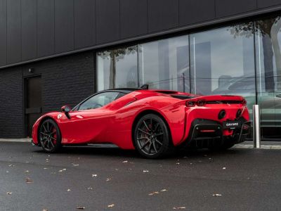 Ferrari SF90 Stradale ROSSO CORSA 'FULL CARBON'  - 2