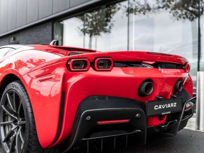 Ferrari SF90 Stradale ROSSO CORSA 'FULL CARBON'  - 18