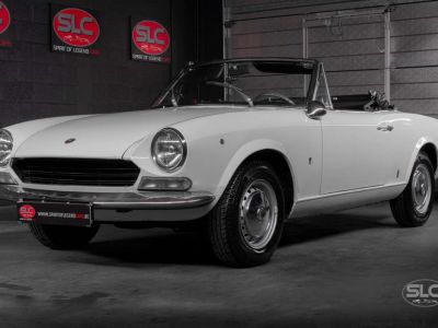 Fiat 124 Spider  - 1