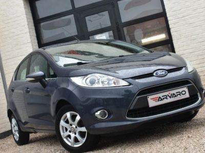 Ford Fiesta Fiësta 1.4i Titanium  - 3