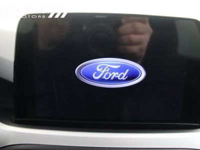 Ford Focus CLIPPER 1.5TDCi Aut. ECOBLUE TREND EDITION BUSINESS - NAVI DAB ALU 16"  - 25