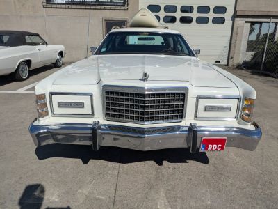 Ford LTD COUNTRY SQUIRE WOODY  - 15