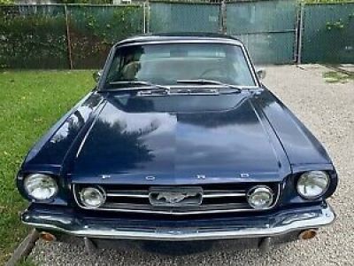 Ford Mustang - <small></small> 33.000 € <small>TTC</small>