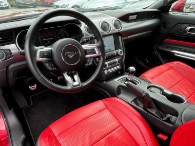 Ford Mustang 2.3i 290CV NEW MODEL ECOBOOST INTERIEUR ROUGE  - 13