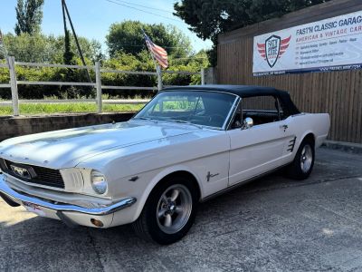 Ford Mustang CABRIOLET PACK GT - Prix sur Demande