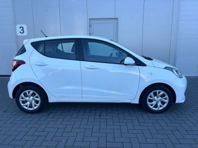 Hyundai i10 1.0i -- CLIM FAIBLE KILOMETRAGE GARANTIE  - 7