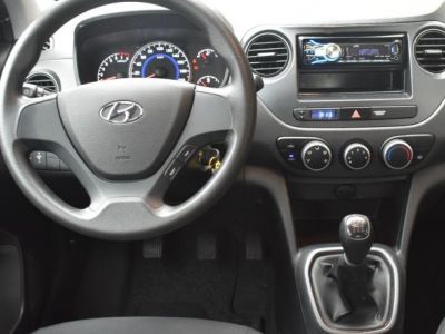 Hyundai i10 1.0i  - 10