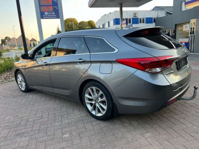 Hyundai i40 SW 1.7 CRDi Premium ISG DCT  - 8