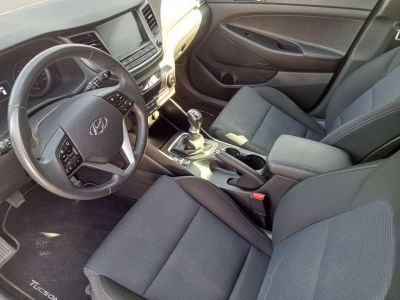 Hyundai Tucson 1.7 CRDi 2WD CAM REC GPS A.C GARANTIE 12 MOIS  - 10
