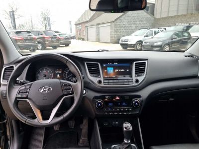 Hyundai Tucson 1.7 CRDi 2WD Premium CARNET GPS GARANTIE 12M  - 11